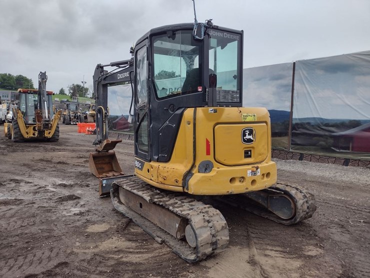 deere-50g-image-41