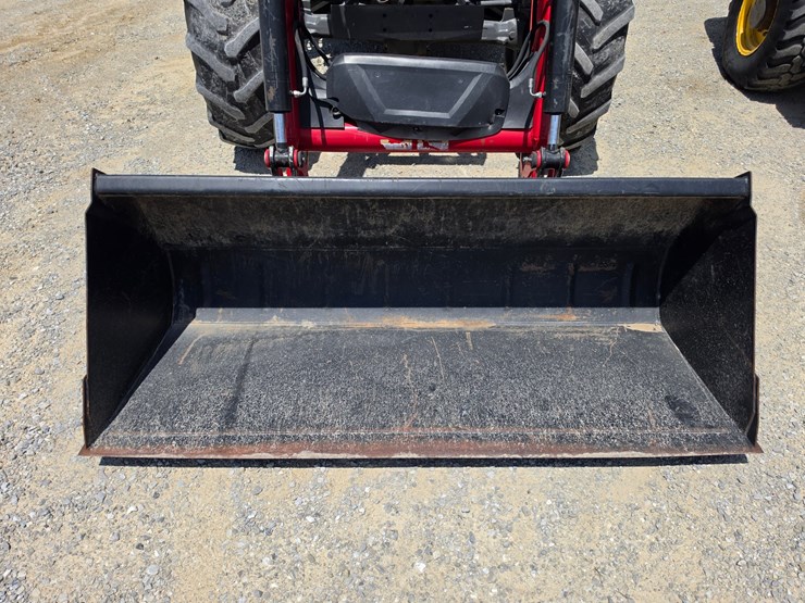 2021-massey-ferguson-6713-image-3