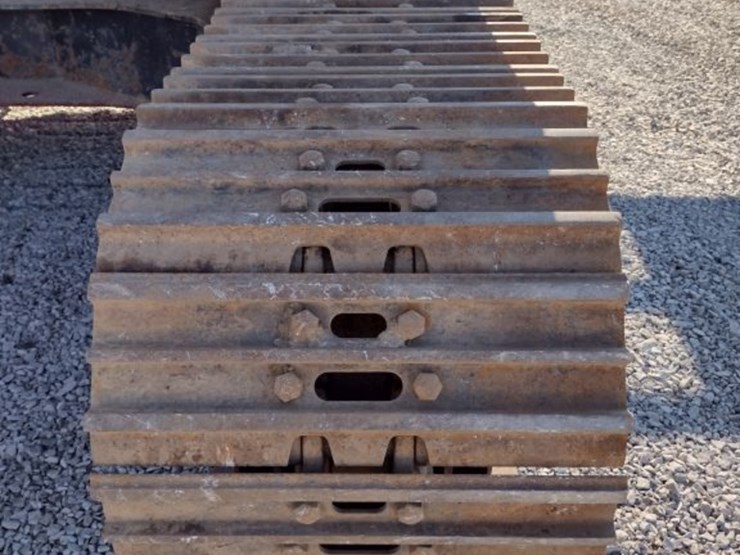 caterpillar-318e-image-17