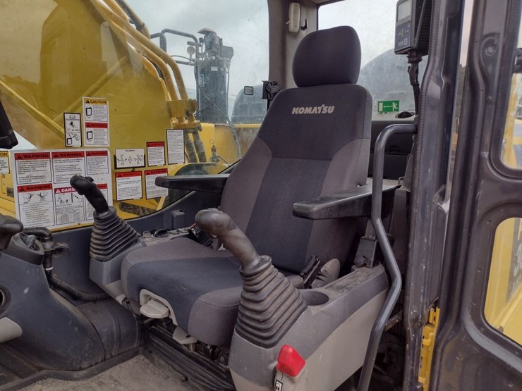 komatsu-pc360-lci-11-image-13