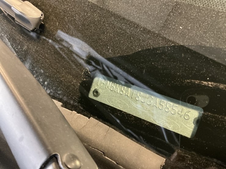 2018-ford-explorer-image-13