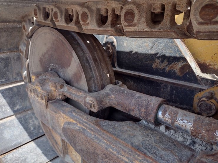 deere-650k-lgp-image-17