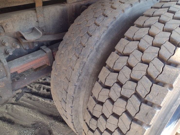 ford-f750-image-17