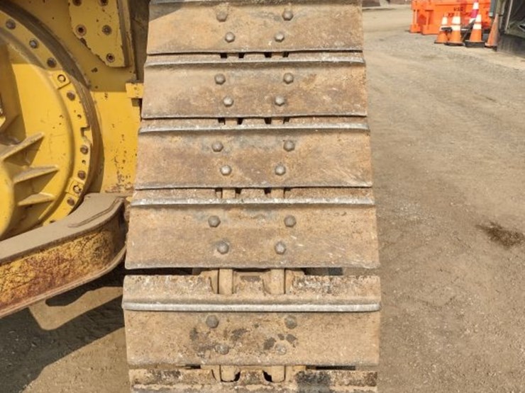 caterpillar-d6h-image-27