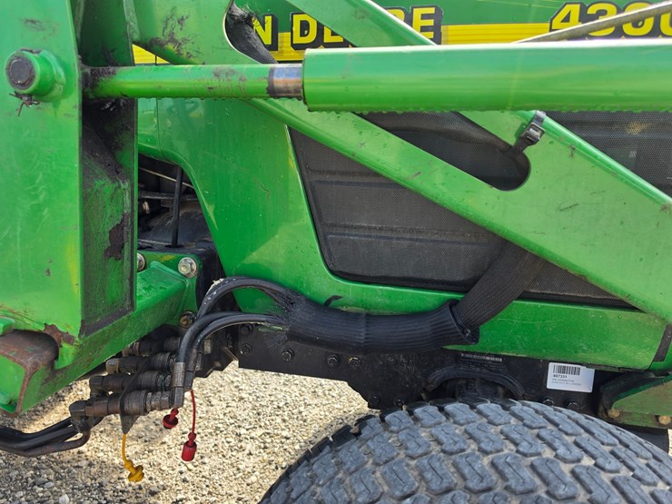 1999-john-deere-4300-image-21