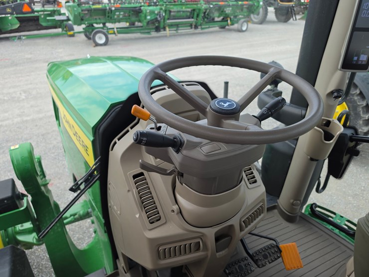 2023-john-deere-6r-145-image-8
