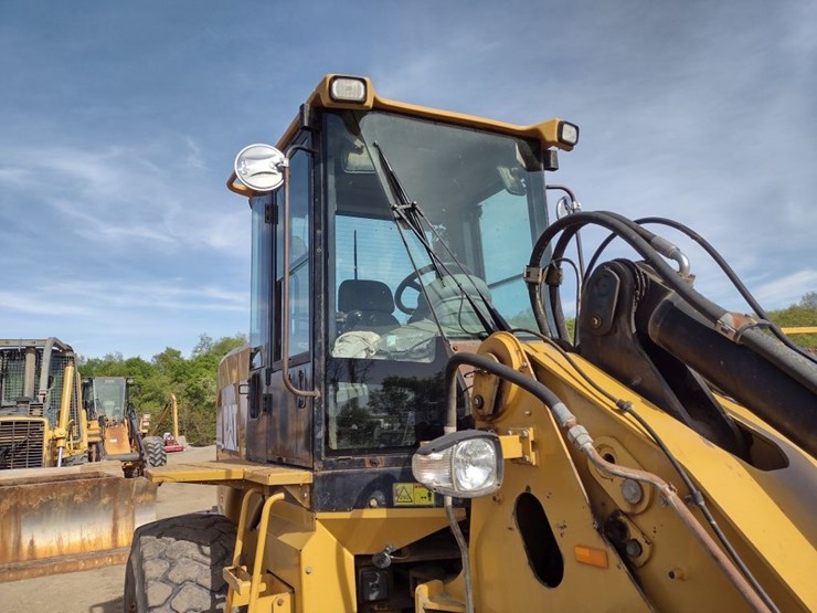 caterpillar-930g-image-31