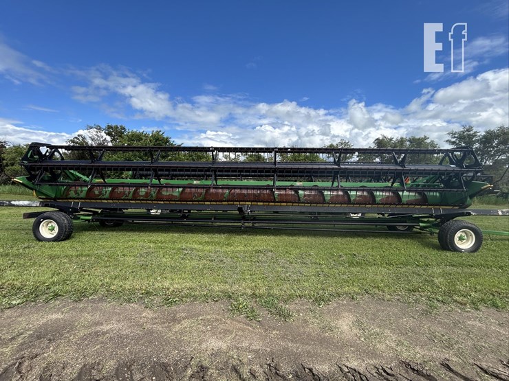 2012-john-deere-635f-image-11