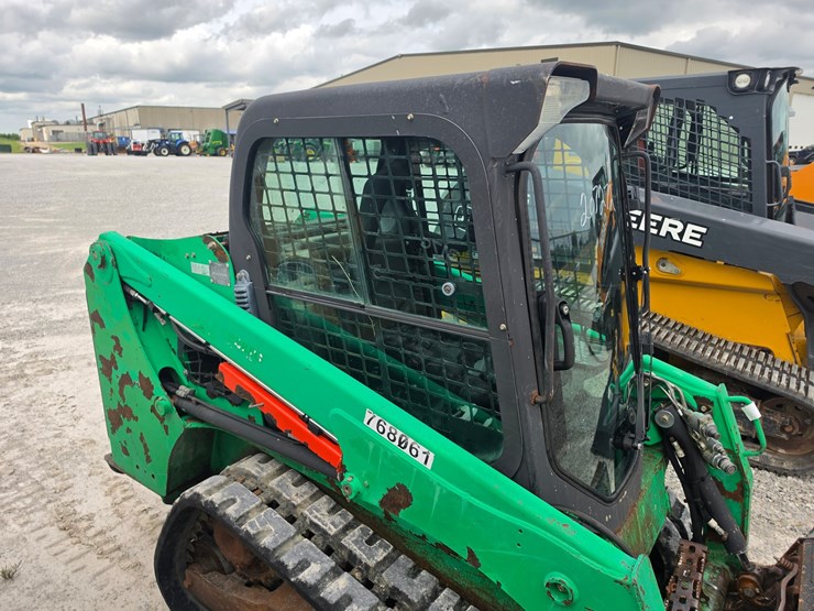 2015-bobcat-t450-image-23