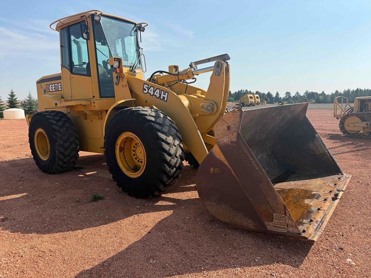 deere-544h-image-38