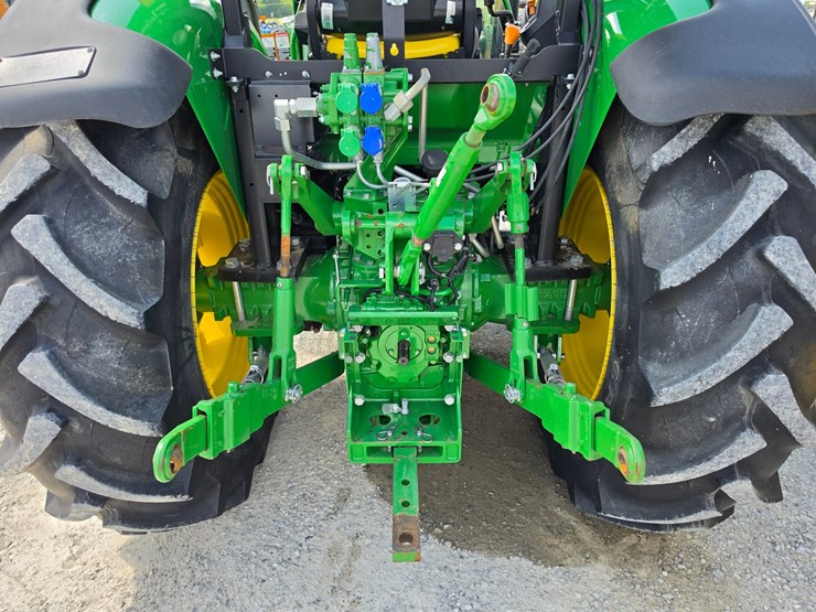 2022-john-deere-5090e-image-18