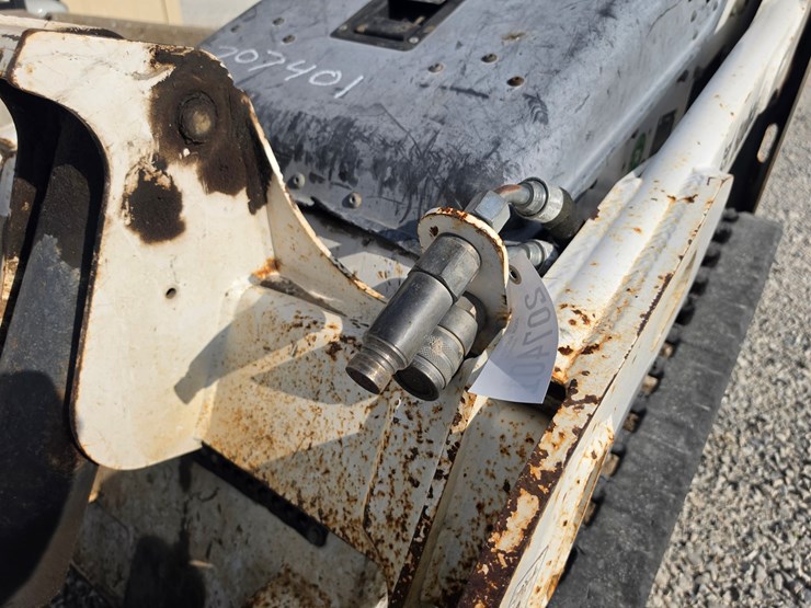 2015-bobcat-mt52-image-4