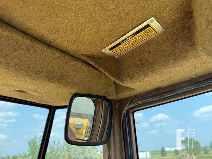 1997-caterpillar-928f-image-24