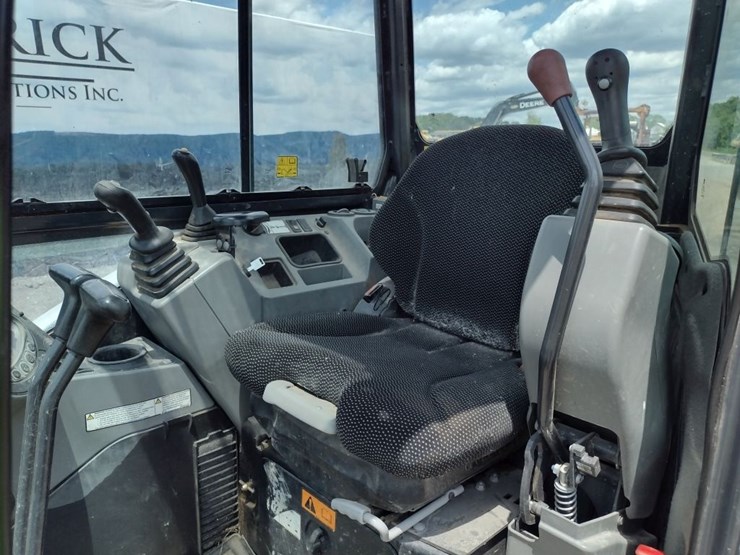 bobcat-e35i-image-11