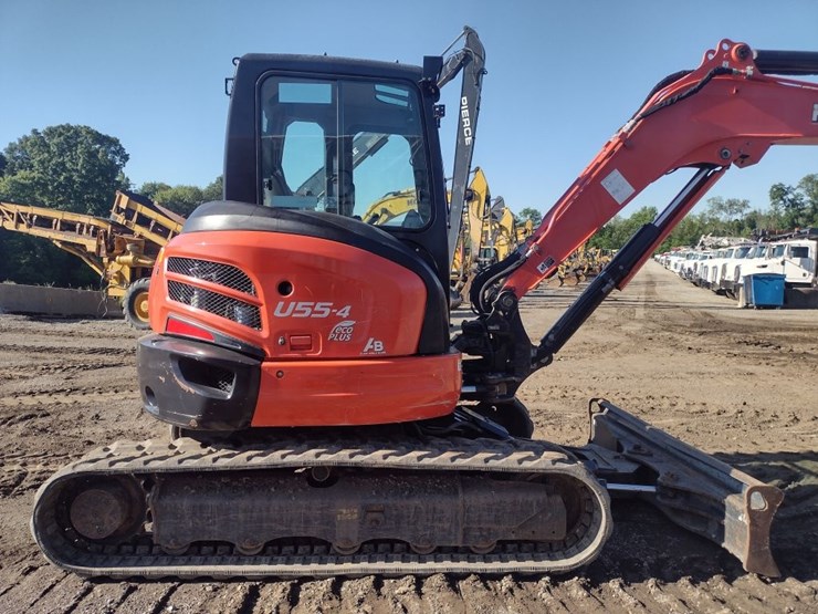 kubota-u55-4-image-28