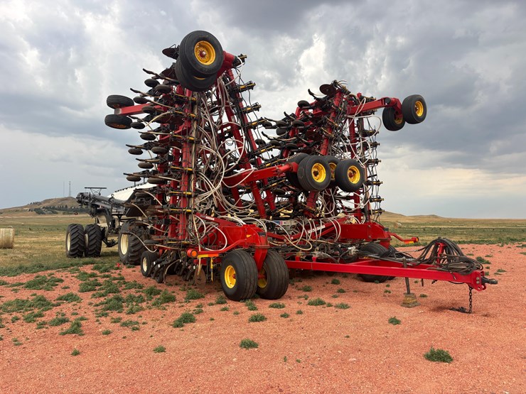 2011-bourgault-3310-75-image-3