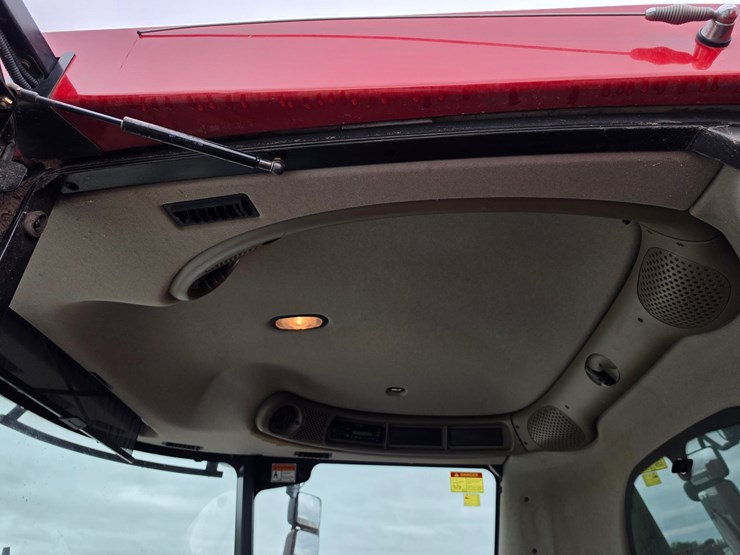 2011-case-ih-7120-image-6