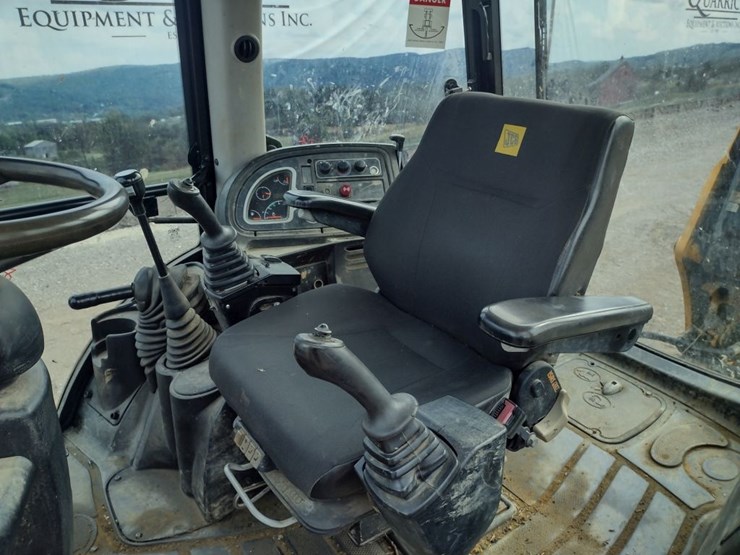 jcb-3cx14-image-11