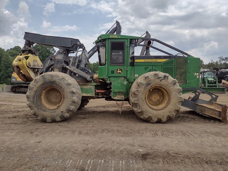 deere-648l-image-3