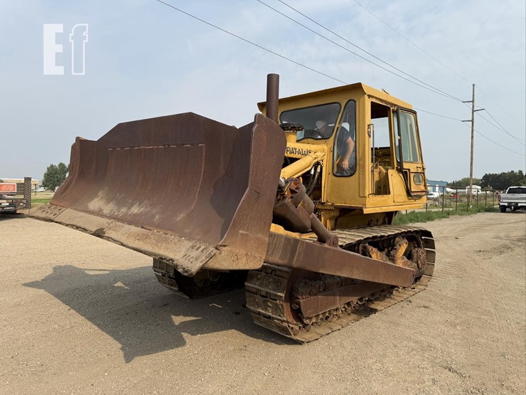 fiat-allis-bulldozer-w/-__-ft.-4-way-blade-8318-image-40