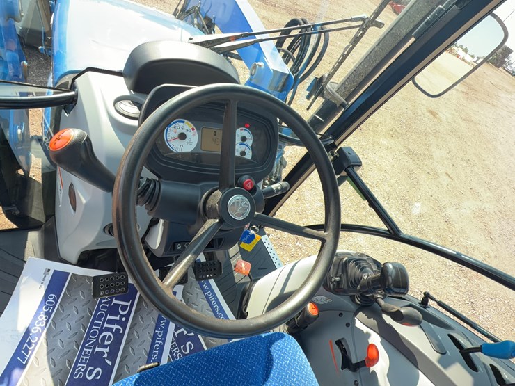 new-holland-t4.75-image-33