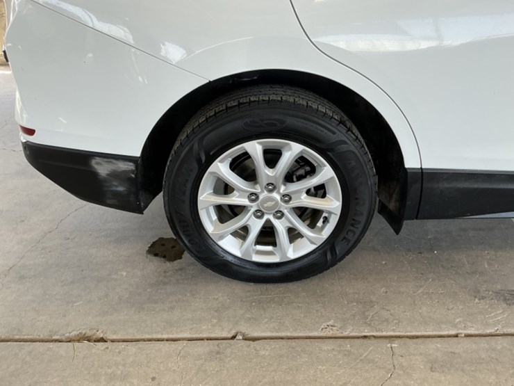 2018-chevrolet-equinox-image-8