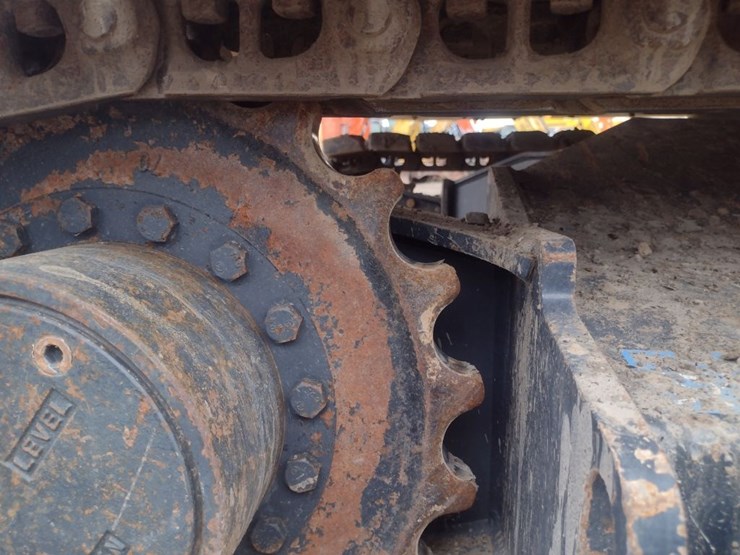 john-deere-85-image-35