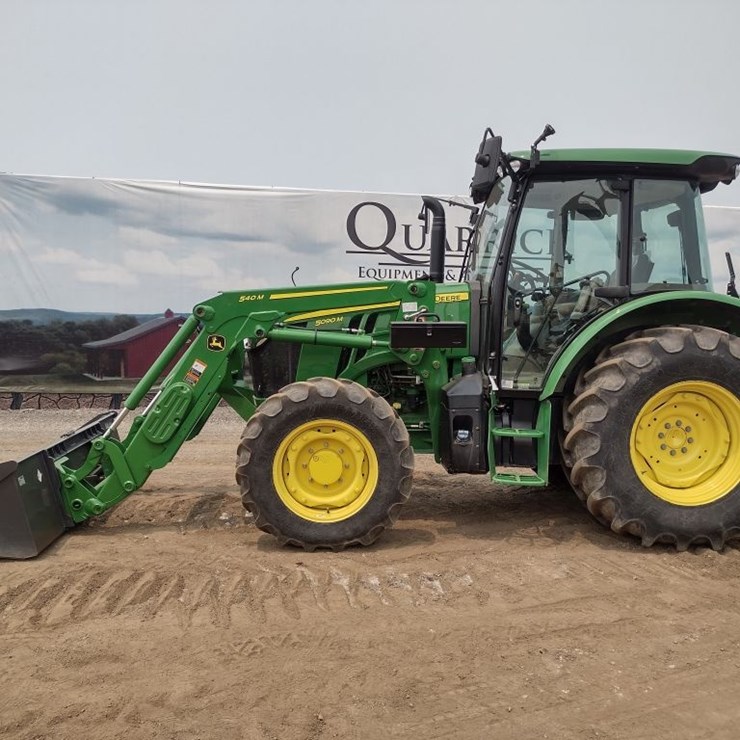 JOHN DEERE 5090M