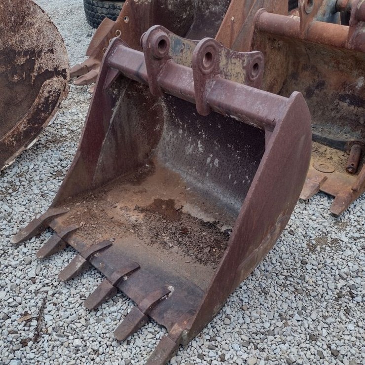 HITACHI EX60
