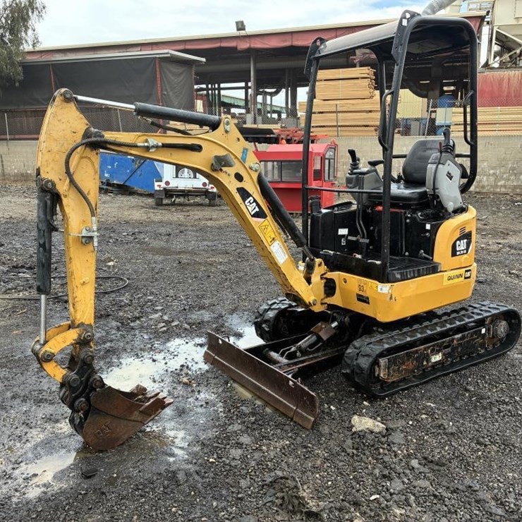 2013 CATERPILLAR 301.7D CR