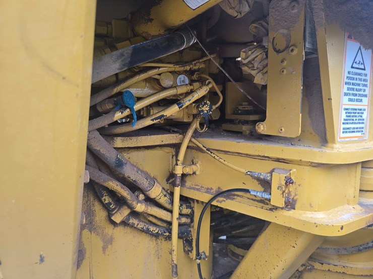 2007-caterpillar-12h-image-66