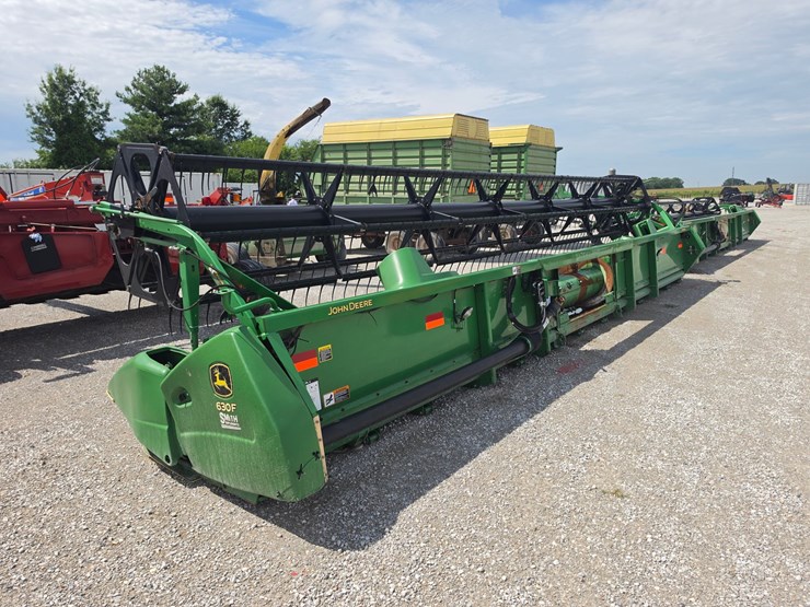 2011-john-deere-630f-image-6