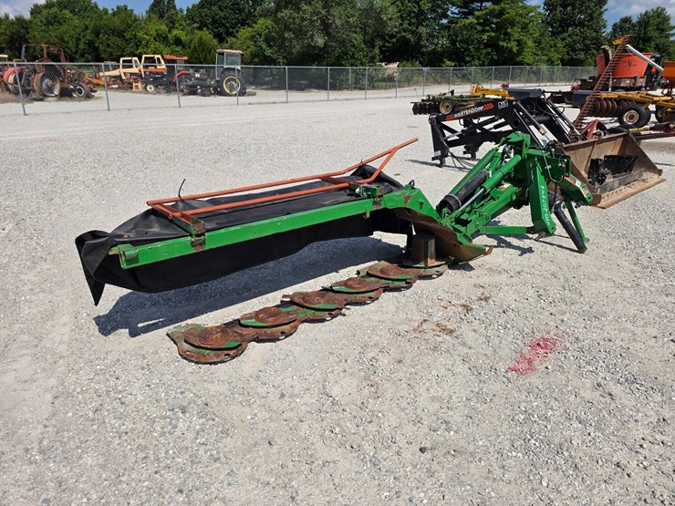 2020-john-deere-r240-image-8