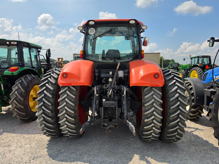 2020-kubota-m7-132-image-12