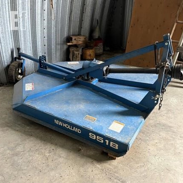 NEW HOLLAND 951B