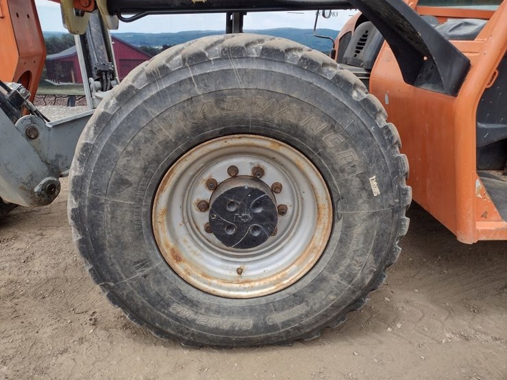 2005-jlg-g10-55a-image-16