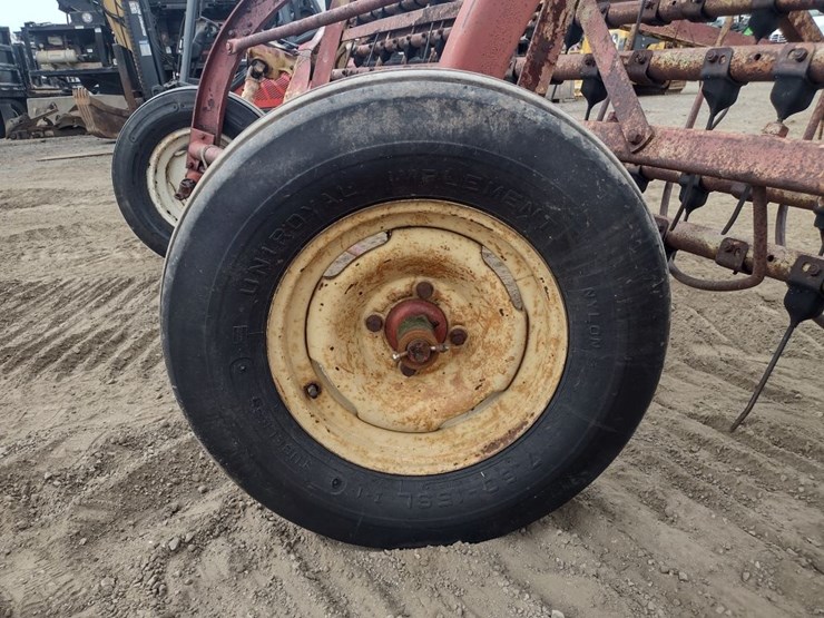new-holland-258-image-14