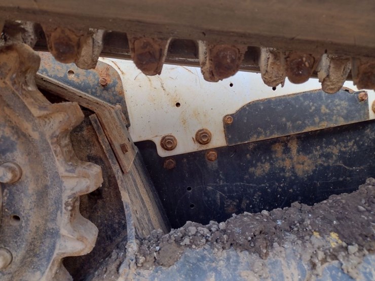 bobcat-t770-image-25