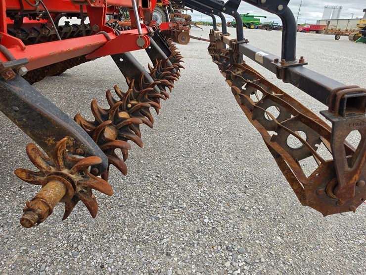 2015-kuhn-krause-8000-40-image-9
