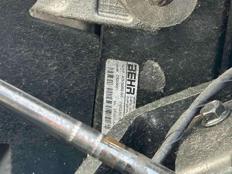 2019-freightliner-m2-106-image-39