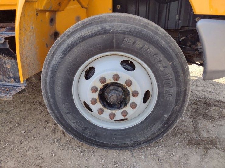 international-durastar-4300-image-23