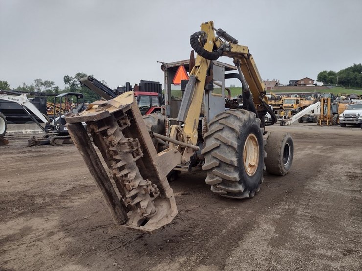 new-holland-7610s-image-37