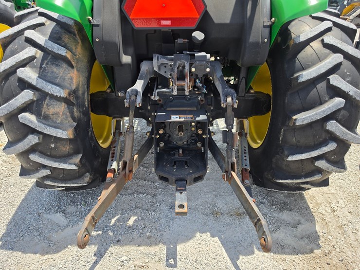 2006-john-deere-5325-image-8