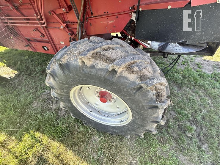 1993-case-ih-1666-image-42