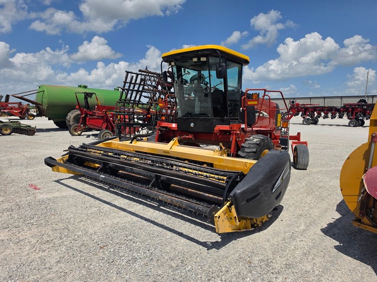 2005-new-holland-hw305-image-1