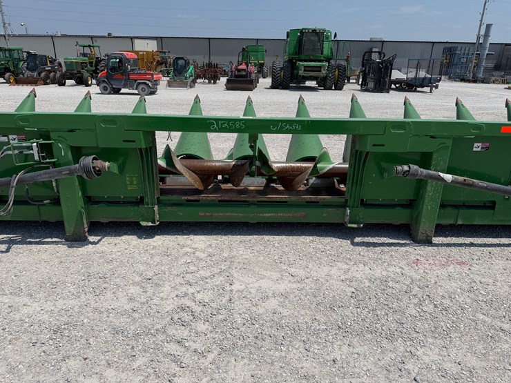 2018-john-deere-716c-image-9