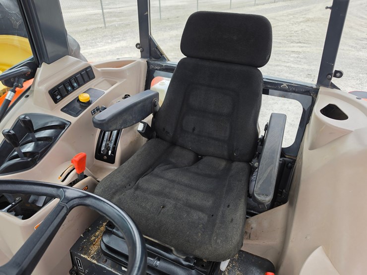 2014-kubota-m9960-image-14