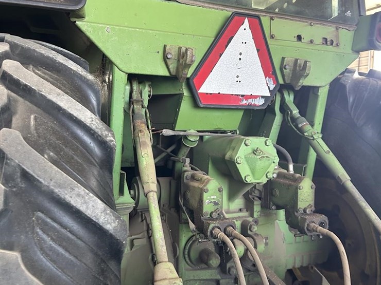 john-deere-4630-image-4