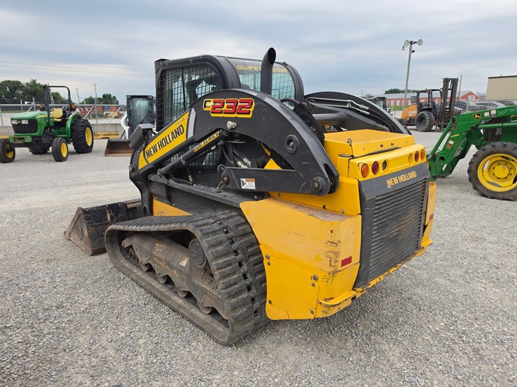2022-new-holland-c232-image-16