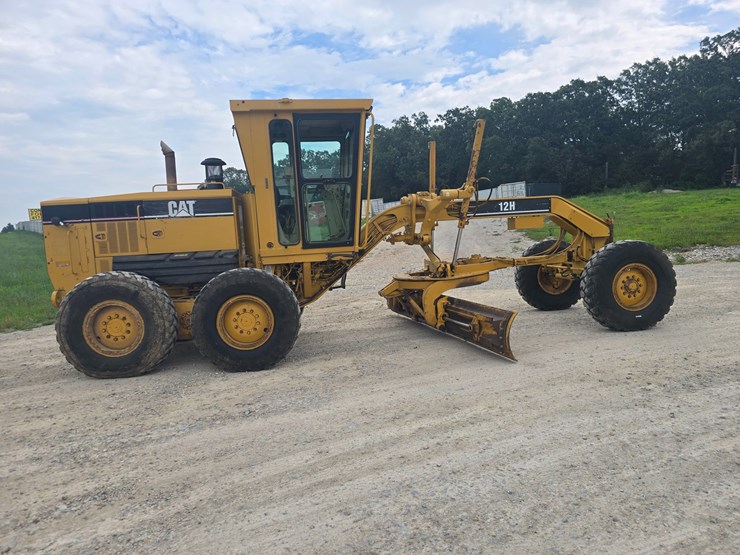 2007-caterpillar-12h-image-20